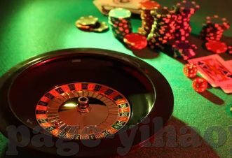 四张名牌抢庄牛牛棋牌-四张名牌抢庄牛牛棋牌，策略与乐趣并存的棋牌游戏